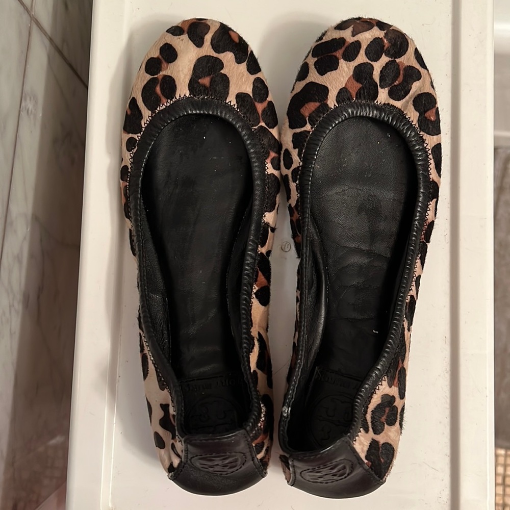 Tory Burch leopard print ballet flats